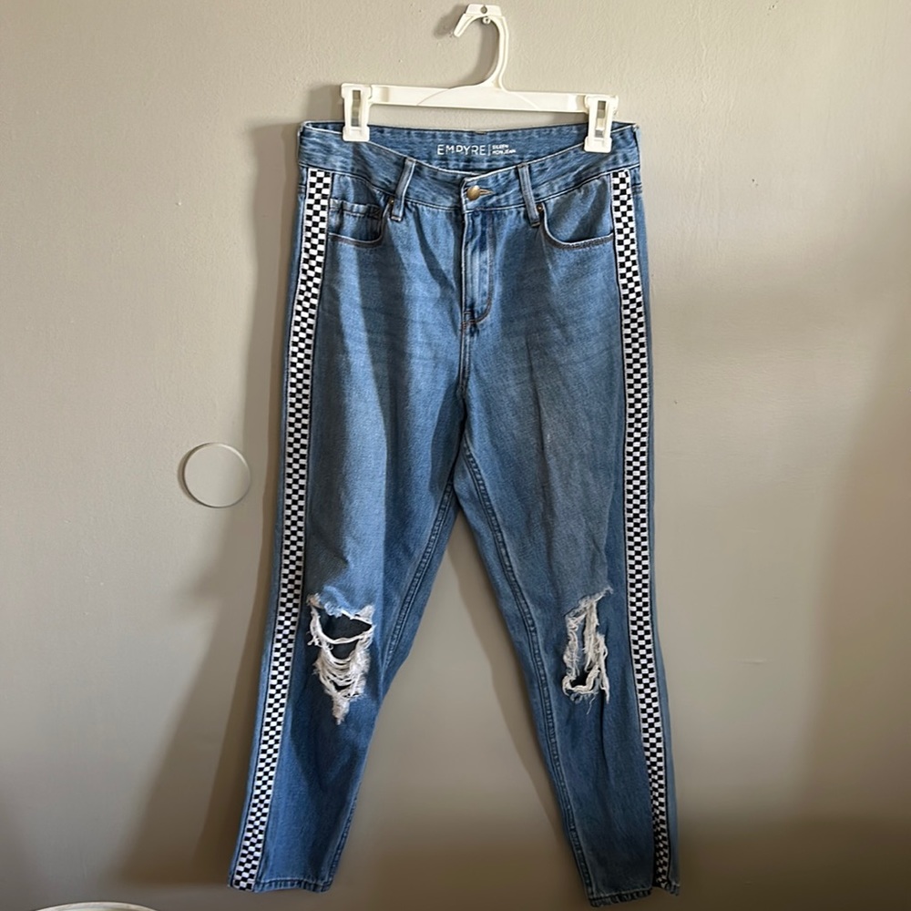 Empyre Ripped mom jean